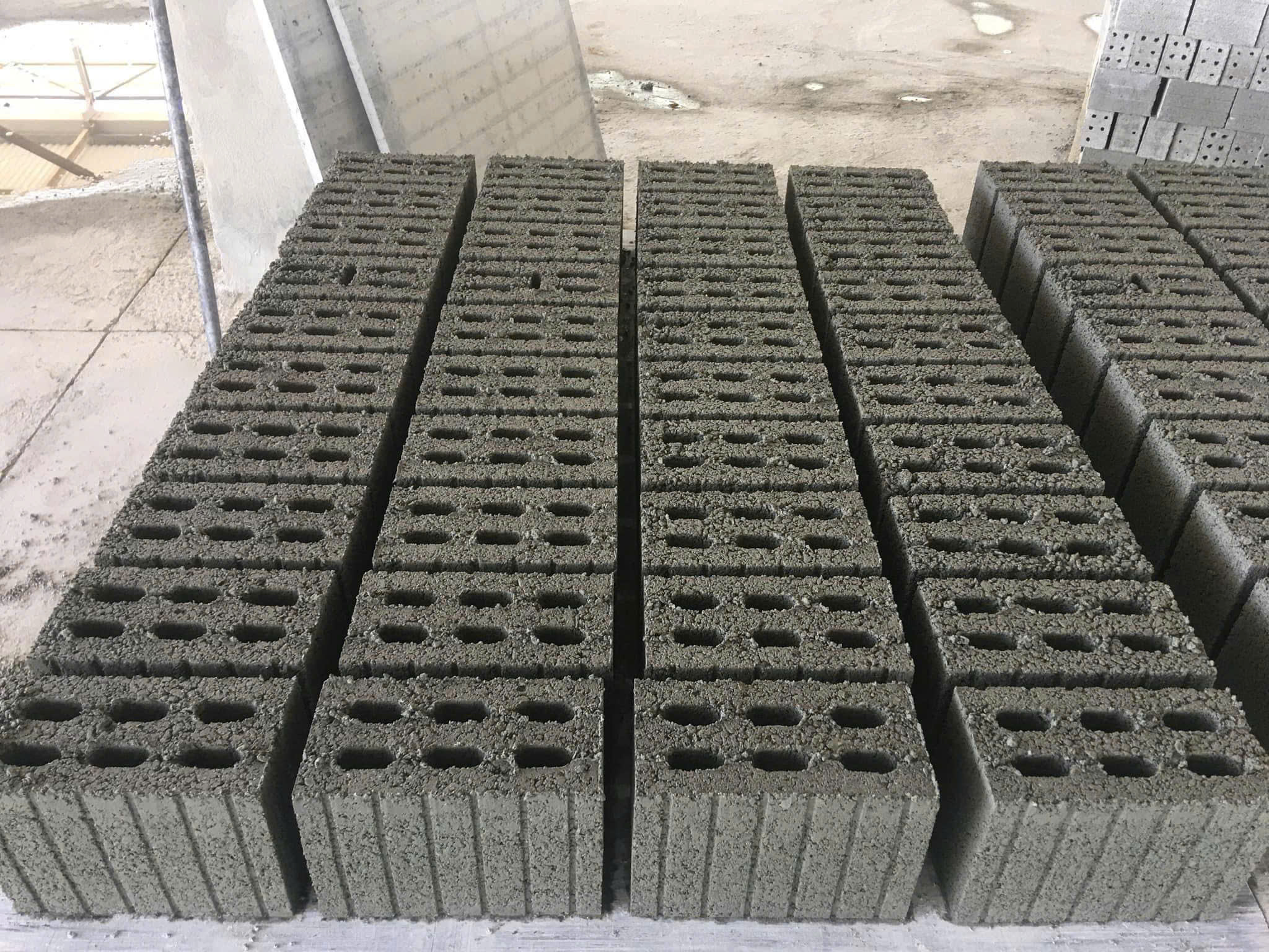  - Công Ty Cổ Phần Gạch Không Nung Hương Sen